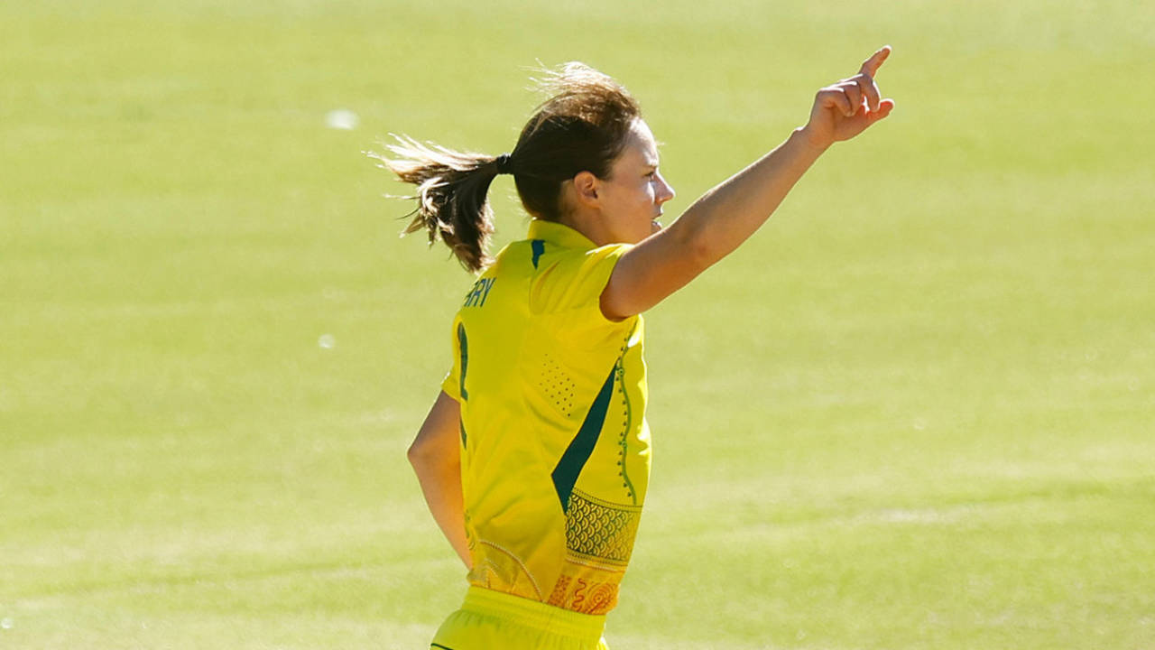 Ellyse Perry bowled a superb opening spell, Australia vs England, 3rd ODI, Women's Ashes, Melbourne, February 8, 2022