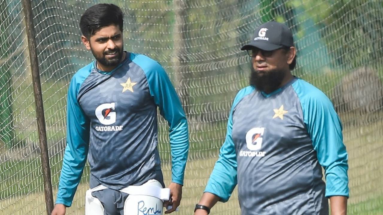 Pakistan captain Babar Azam and interim head coach Saqlain Mushtaq have a chat, December 2, 2021, Dhaka