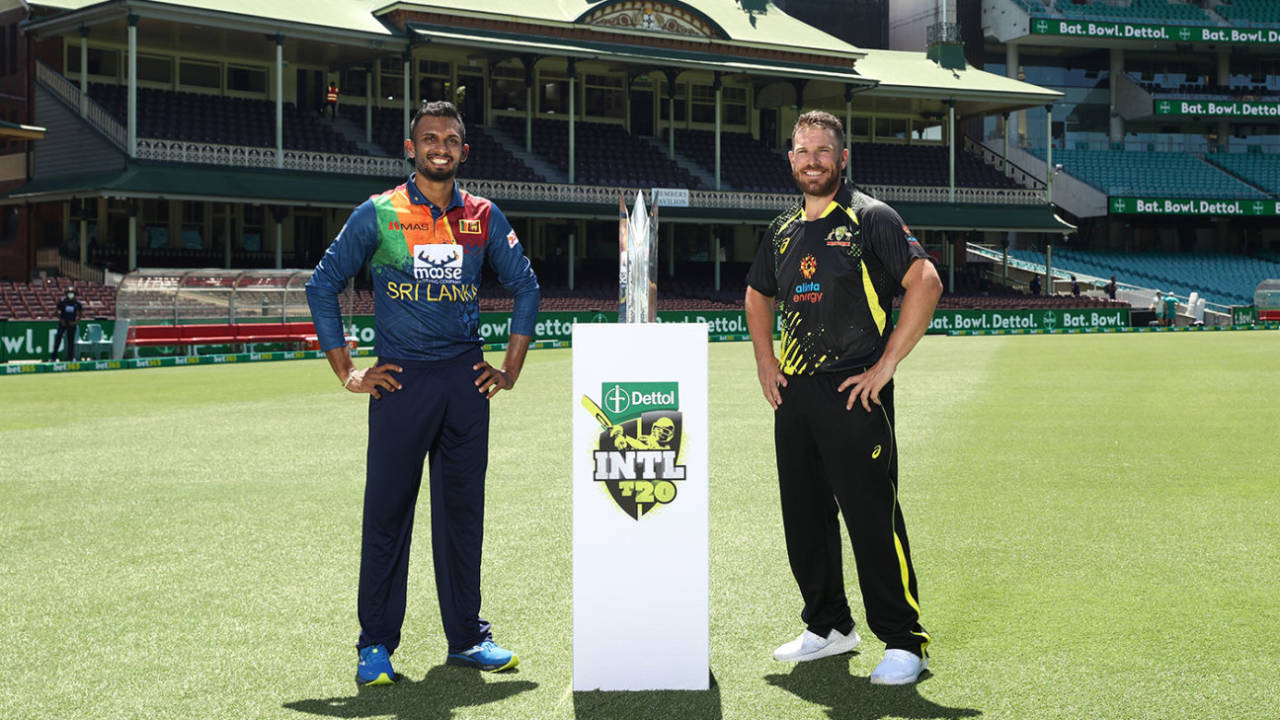 Dasun Shanaka and Aaron Finch ahead of the T20I series, SCG, February 10, 2022