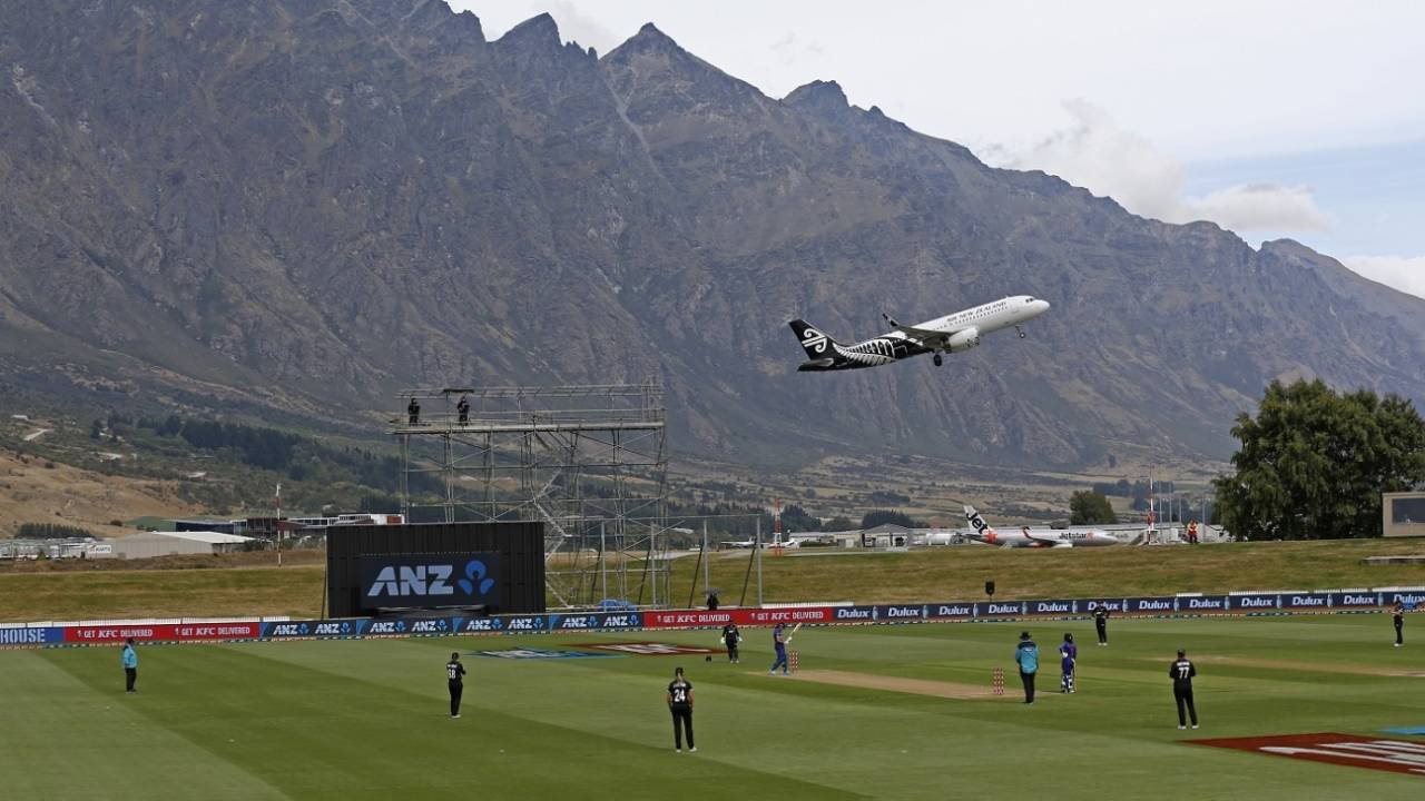 It isn't just the ball that travels to all parts at John Davies Oval, New Zealand vs India, 1st Women's ODI, Queenstown, February 12, 2022