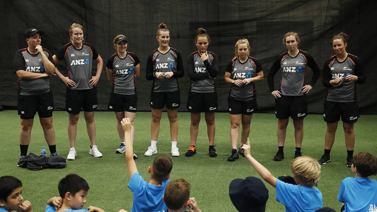 Rachel Priest, Maddy Green, Katie Perkins, Rosemary Mair, Amelia Kerr, Leigh Kasperek, Anna Peterson and Hayley Jensen take questions from kids during a coaching clinic, Melbourne, February 25, 2020