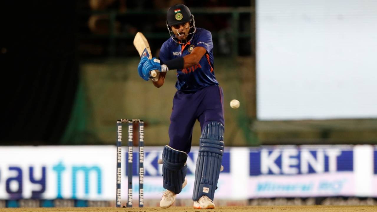 Shreyas Iyer shapes to pull, India vs Sri Lanka, 2nd T20I, Dharamsala, February 26, 2022