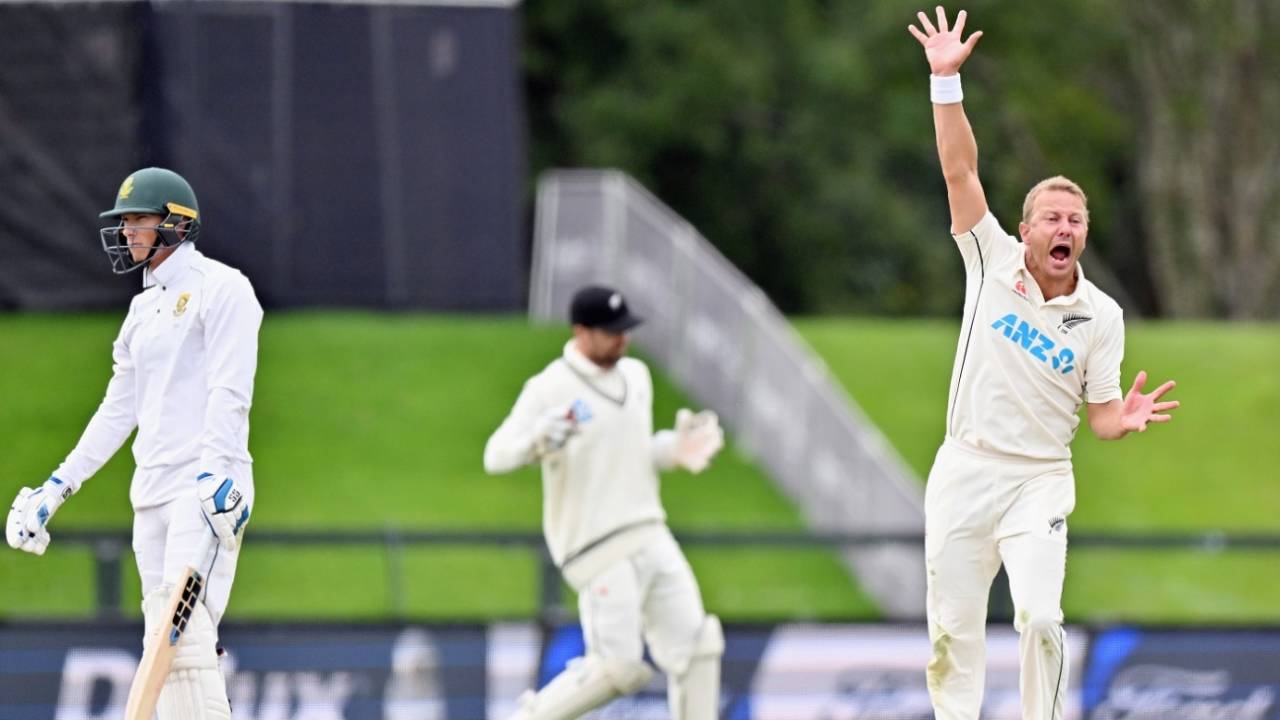 Neil Wagner goes up in appeal, New Zealand vs South Africa, 2nd Test, Christchurch, 3rd day, February 27, 2022
