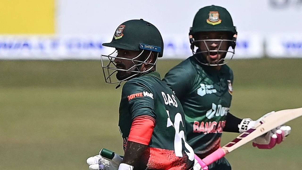 Litton Das and Mushfiqur Rahim had been dropped after Bangladesh's poor run at the 2021 T20 World Cup&nbsp;&nbsp;&bull;&nbsp;&nbsp;AFP/Getty Images