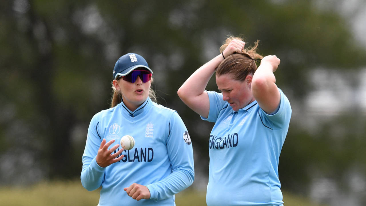 Sophie Ecclestone and Anya Shrubsole have a chat, England Women vs South Africa Women, Women's World Cup Warm-up, Lincoln, March 2, 2022 