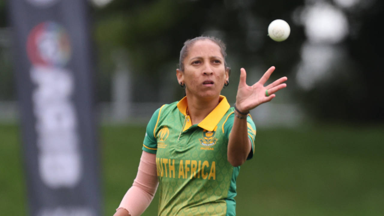 Shabnim Ismail goes back to her mark during the warm-up game against India, India vs South Africa, Women's World Cup Warm-up, Rangiora, February 27, 2022