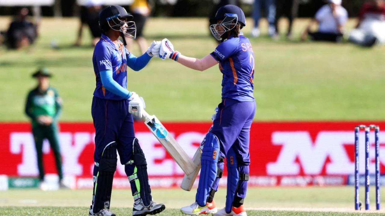 Pooja Vastrakar and Sneh Rana put on a record stand for the seventh wicket&nbsp;&nbsp;&bull;&nbsp;&nbsp;AFP/Getty Images