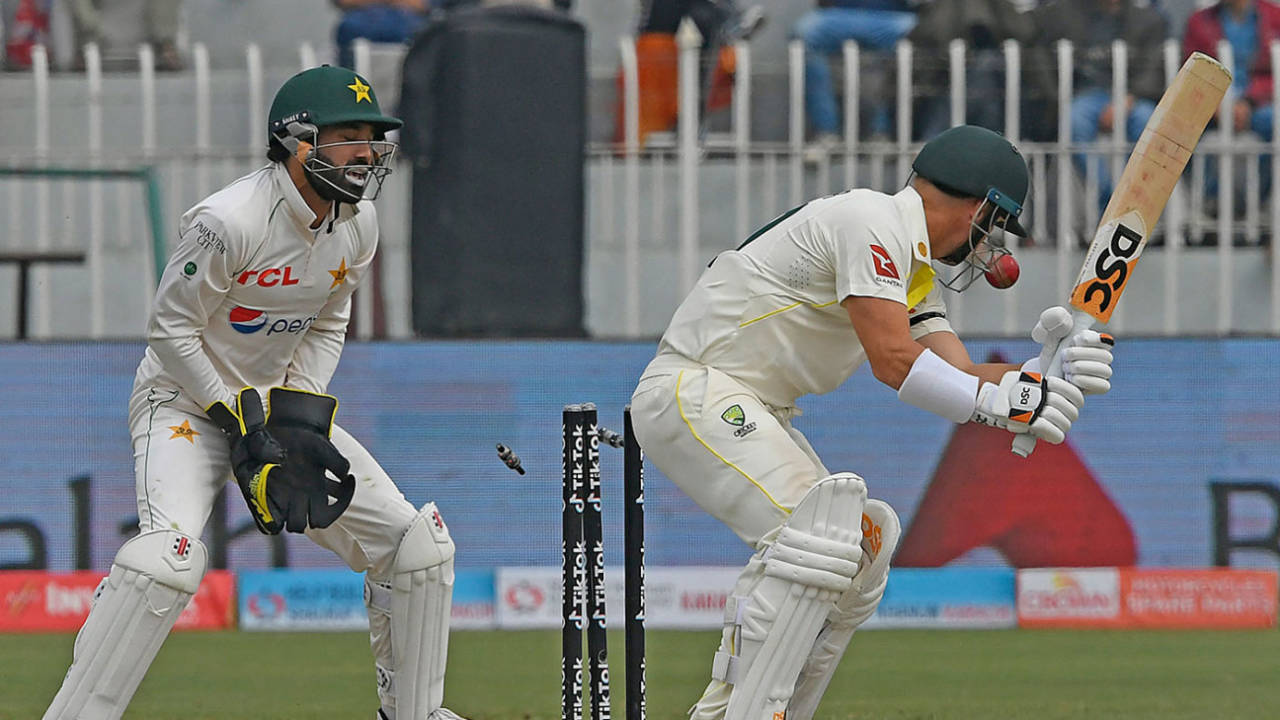 David Warner was bowled by Sajid Khan, Pakistan vs Australia, 1st Test, Rawalpindi, 3rd day, March 6, 2022