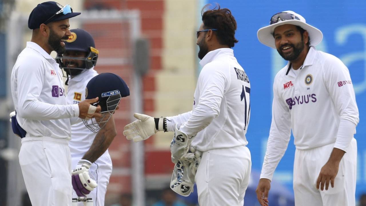 Virat Kohli, Rishabh Pant and Rohit Sharma share a light moment, India vs Sri Lanka, 1st Test, Mohali, 3rd day, March 6, 2022