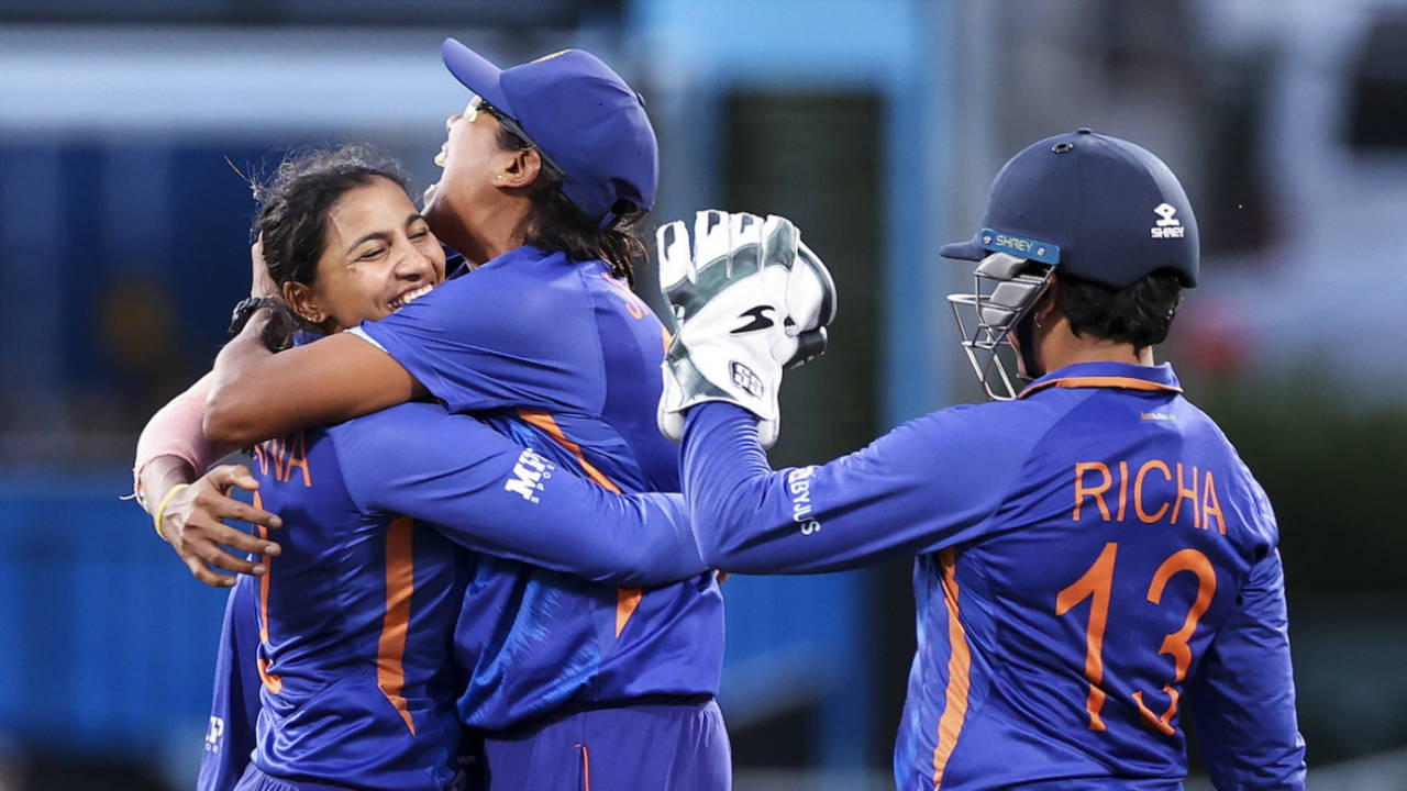 Sneh Rana gets a big hug from Jhulan Goswami after sending back Hayley Matthews, India vs West Indies, Women's World Cup 2022, Hamilton, March 12, 2022