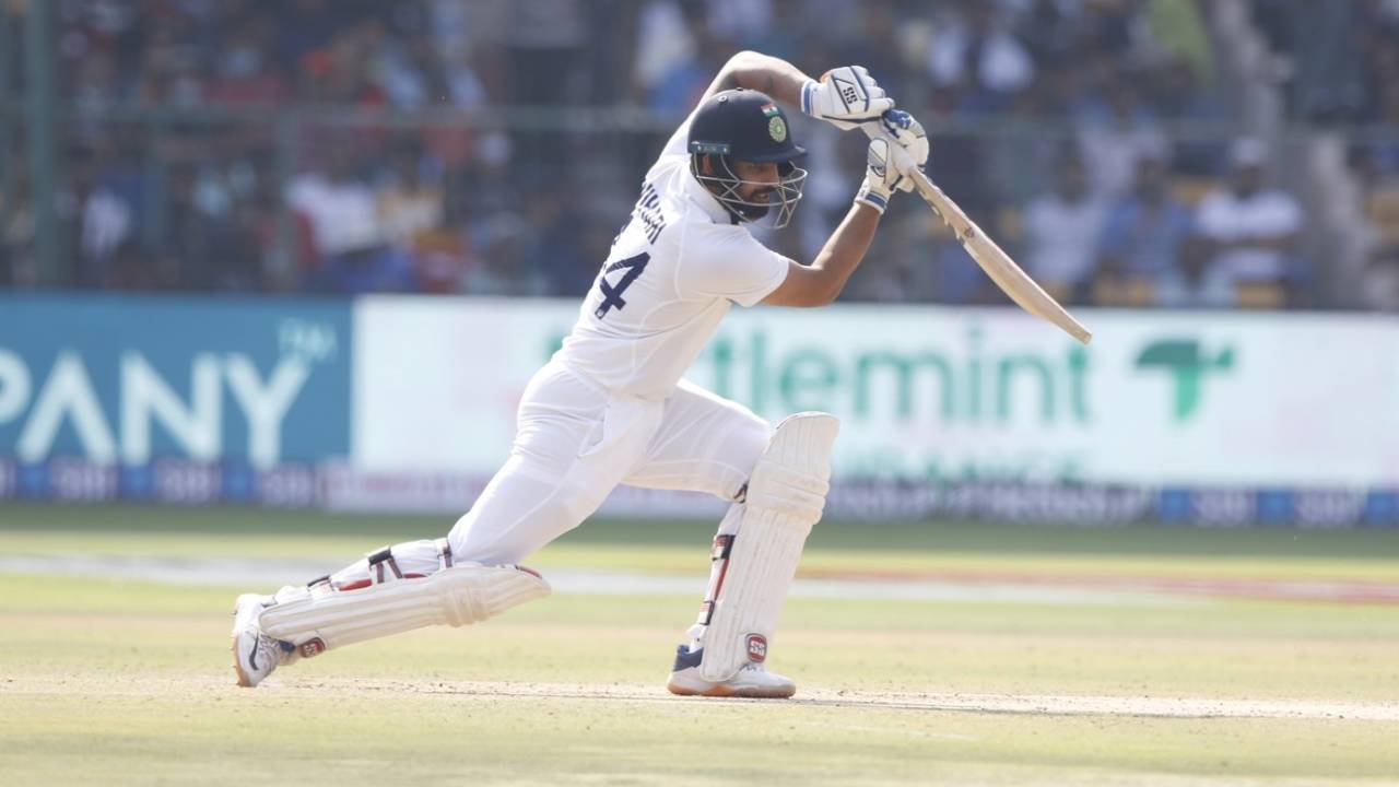 Hanuma Vihari leans into a drive, India vs Sri Lanka, 2nd Test, 2nd day, Bengaluru, March 13, 2022