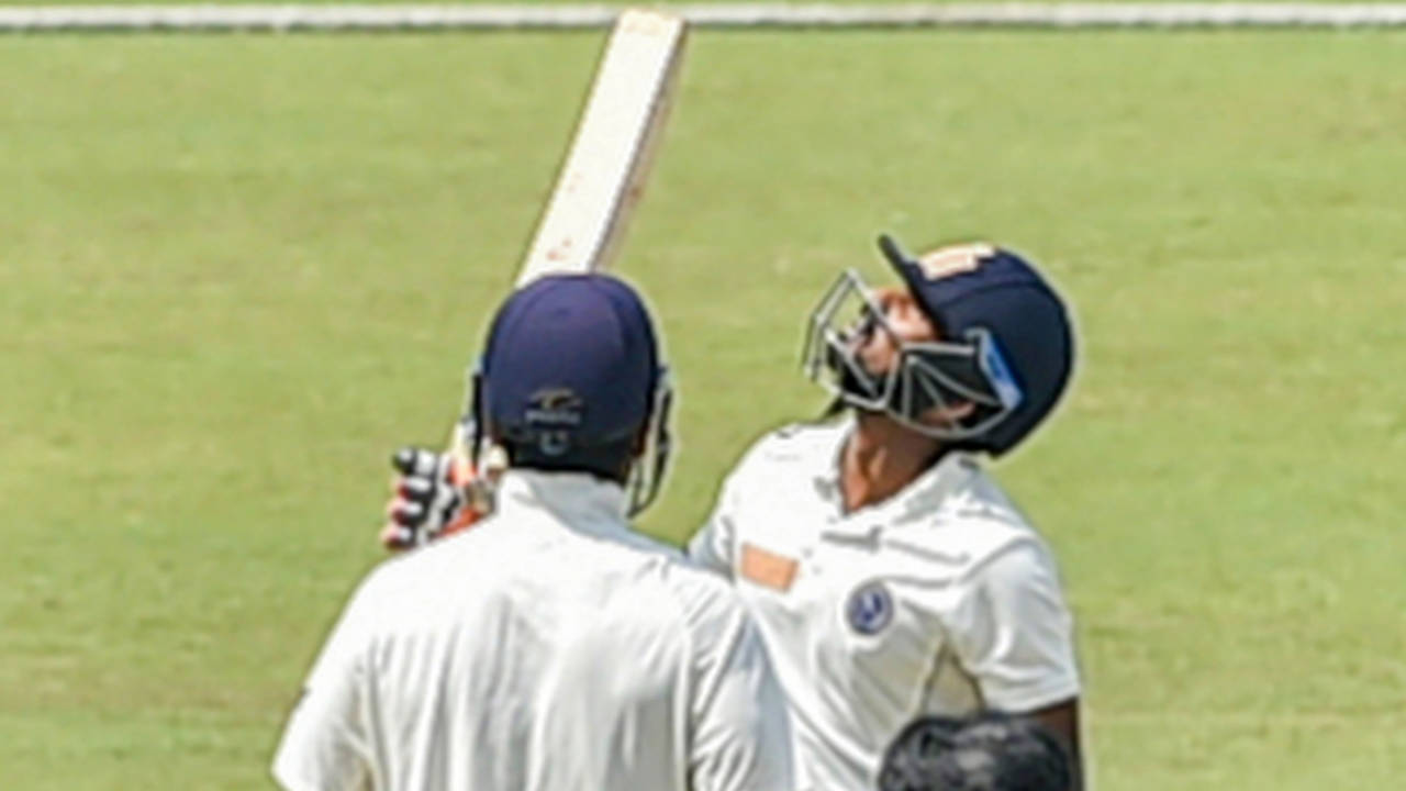Kumar Suraj brought up an impressive half-century, Jharkhand vs Nagaland, Ranji Trophy 2021-22, Pre-quarter-final, Kolkata, 1st day, March 12, 2022