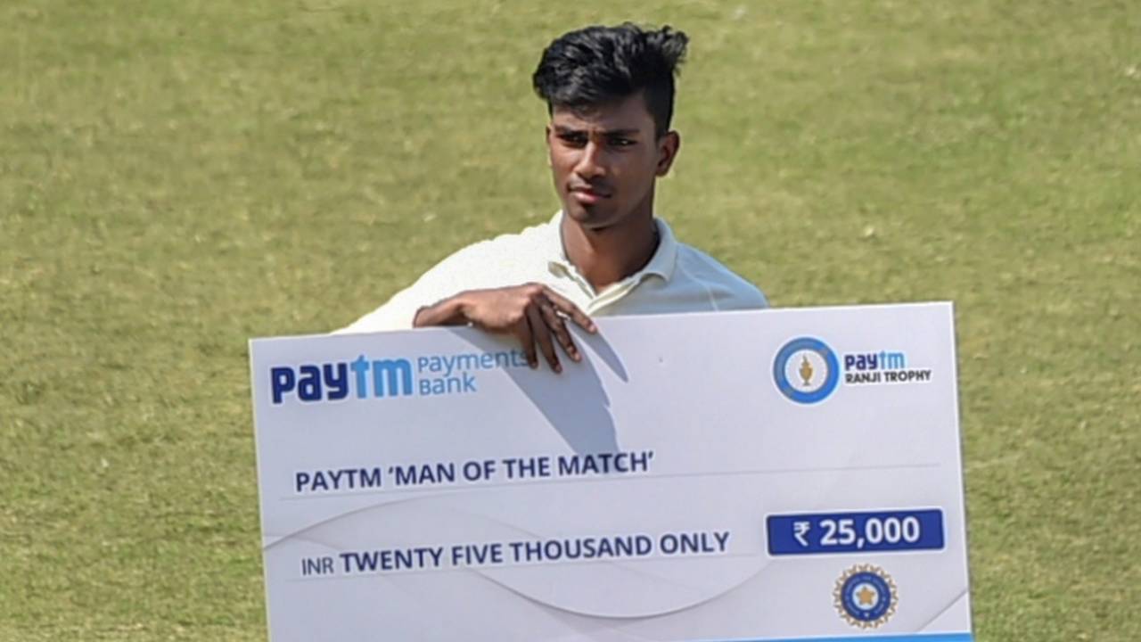 Kumar Kushagra poses with the Player-of-the-Match cheque, Jharkhand vs Nagaland, Ranji Trophy, 5th day, Kolkata, March 16, 2022