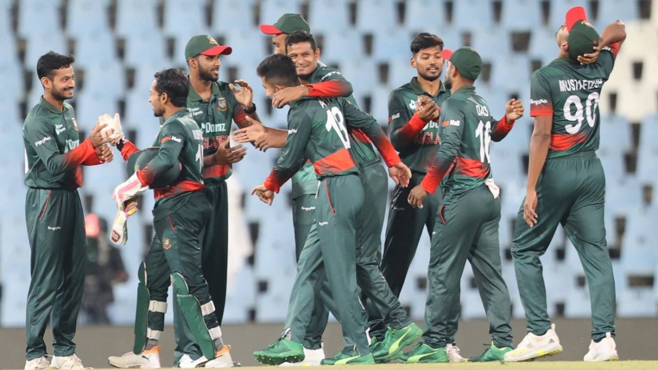 Bangladesh players celebrate after beating South Africa for the first time on their soil, South Africa vs Bangladesh, 1st ODI, Centurion, March 18, 2022