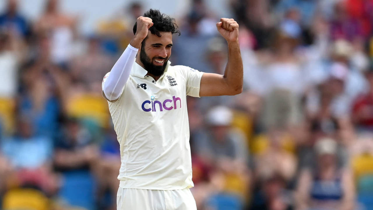 Saqib Mahmood finally got to celebrate his maiden Test wicket, West Indies vs England, 2nd Test, Kensington Oval, Barbados, 4th day, March 19, 2022