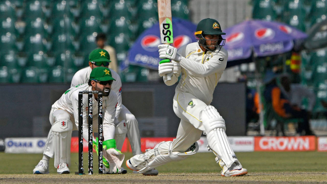 Usman Khawaja says 350 might be a good total in Lahore&nbsp;&nbsp;&bull;&nbsp;&nbsp;AFP/Getty Images