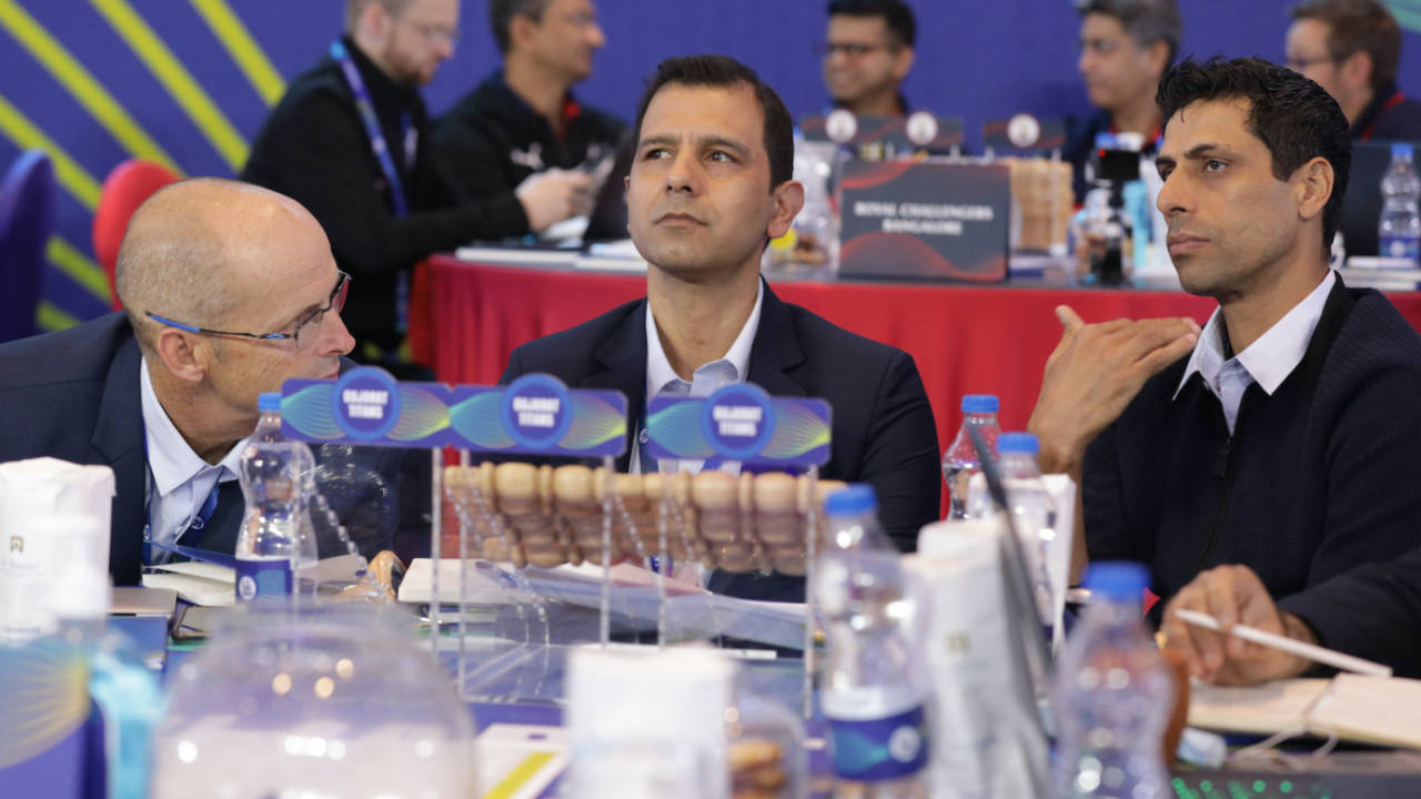 Gary Kirsten, Vikram Solanki and Ashish Nehra at the Gujarat Titans table during the IPL 2022 mega auction, February 13, 2022