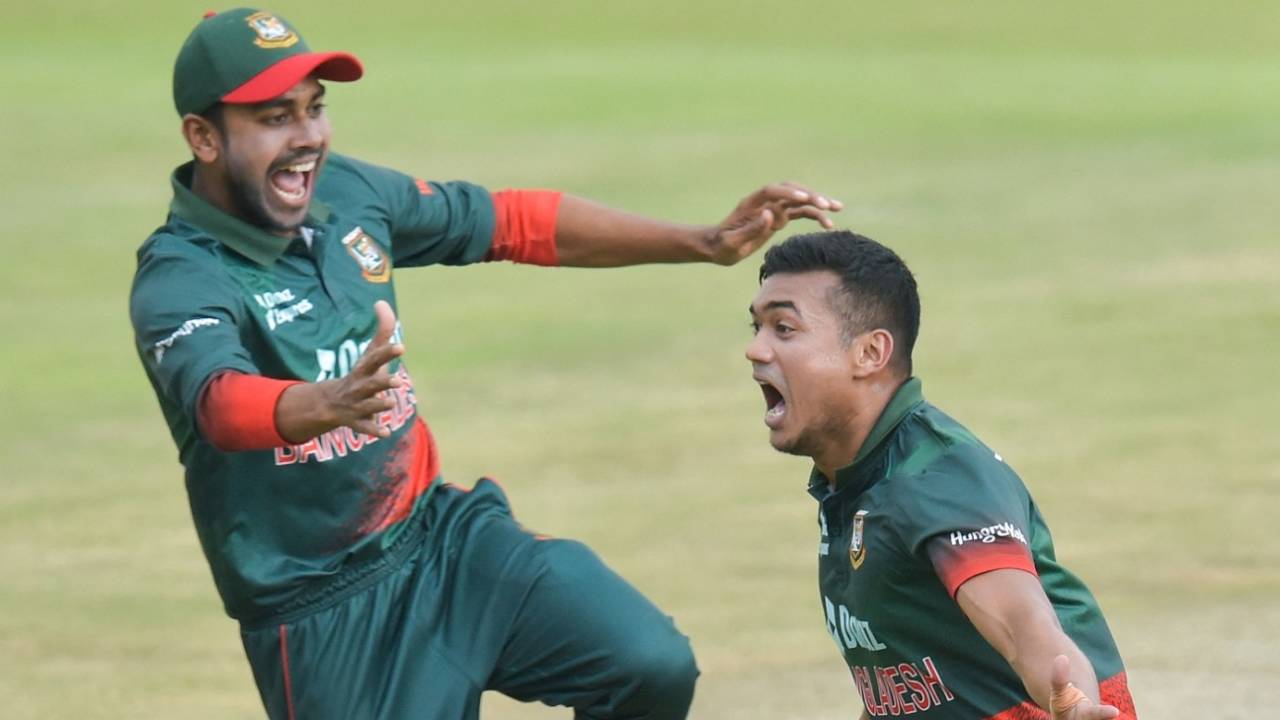 Taskin Ahmed celebrates his five-wicket haul, South Africa vs Bangladesh, 3rd ODI, Centurion, March 23, 2022