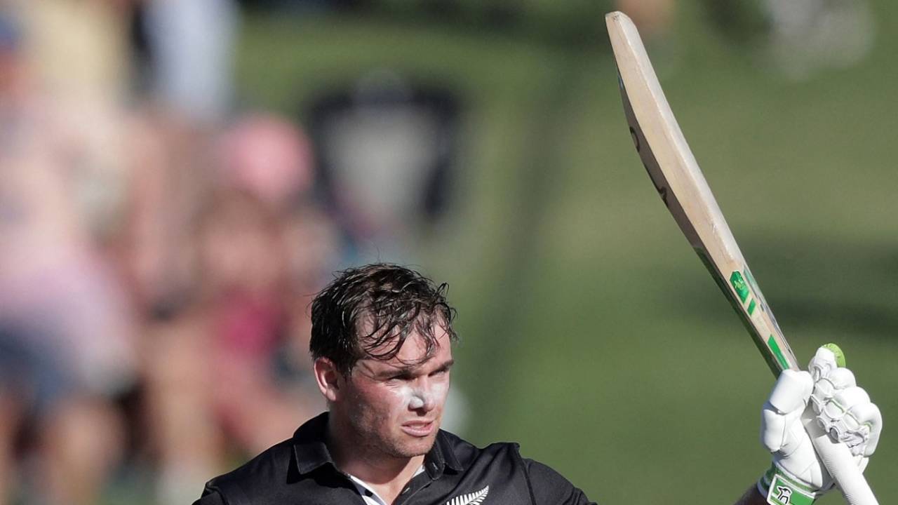 Tom Latham raises a well-made hundred, New Zealand vs Netherlands, 2nd ODI, Hamilton, April 2, 2022