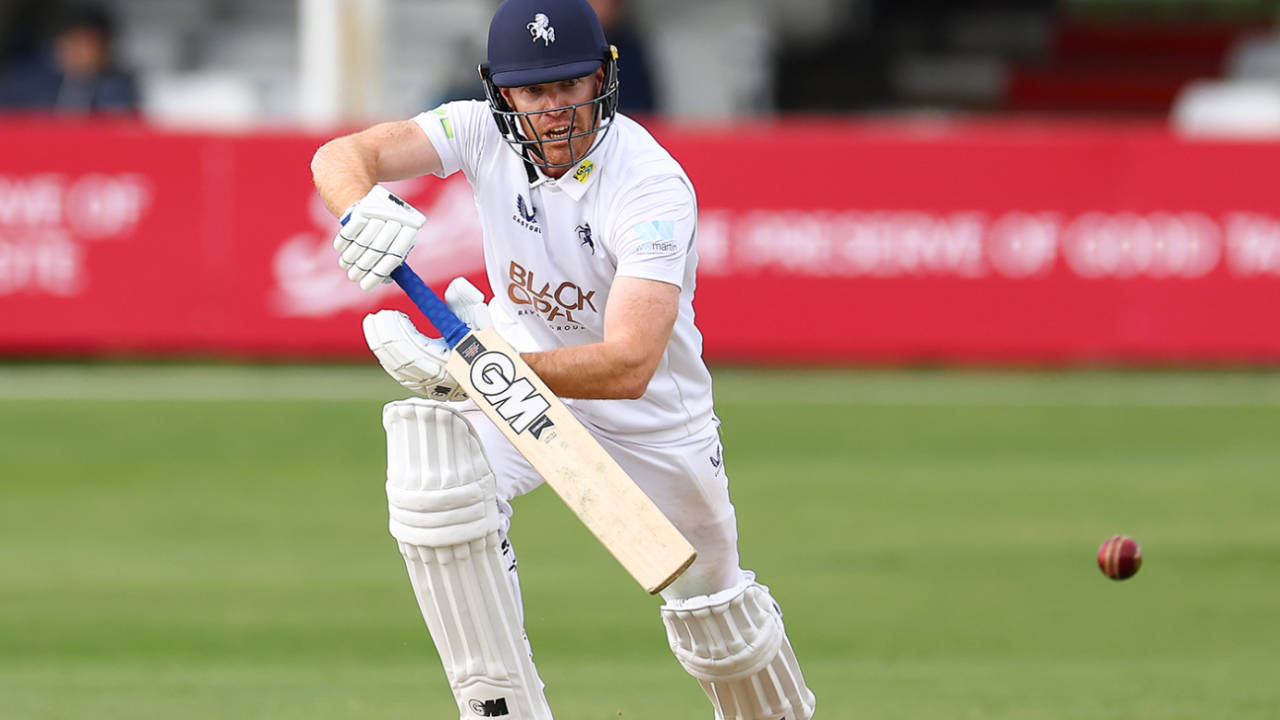 Ben Compton made a tidy start on his first Kent appearance, Essex vs Kent, LV= Insurance Championship, Division One, April 8, 2022