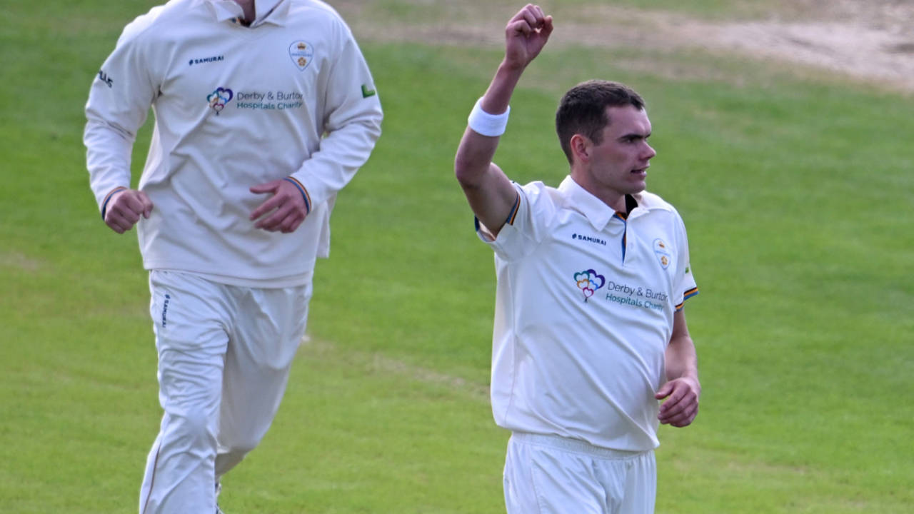 Sam Conners claimed a four-wicket haul, Leicestershire vs Derbyshire, LV= Insurance Championship, Grace Road, 1st day, April 21, 2022