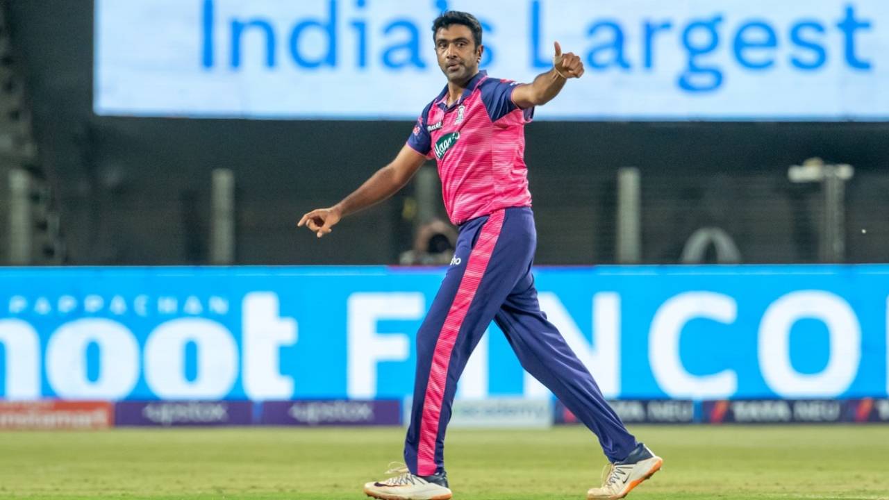 R Ashwin removed two wickets in quick succession to dent RCB, Rajasthan Royals vs Royal Challengers Bangalore, IPL 2022, Pune, April 26, 2022