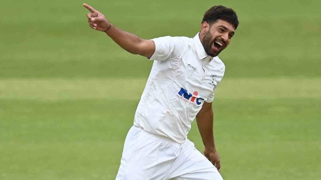 Haris Rauf made early inroads, Yorkshire vs Kent, LV= Insurance Championship, Division One, Headingley, April 28, 2022