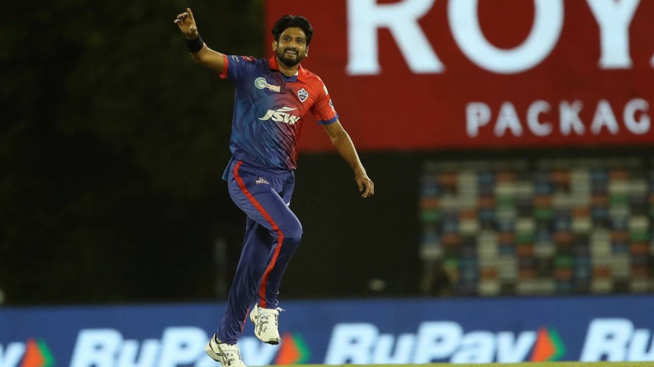 Khaleel Ahmed is ecstatic after getting rid of Abhishek Sharma cheaply, Delhi Capitals vs Sunrisers Hyderabad, IPL 2022, Brabourne Stadium, Mumbai, May 5, 2022