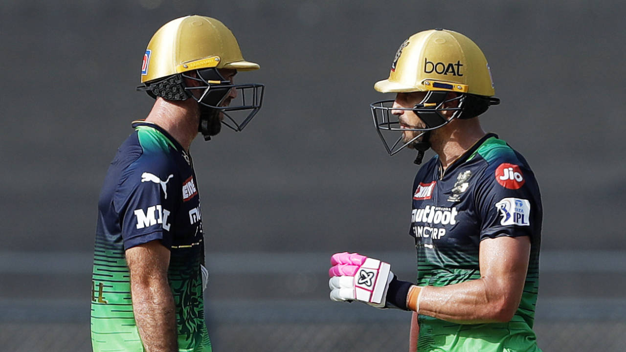 Glenn Maxwell and Faf du Plessis added 54 for the third wicket, Royal Challengers Bangalore vs Sunrisers Hyderabad, IPL 2022, Wankhede Stadium, Mumbai, May 8, 2022
