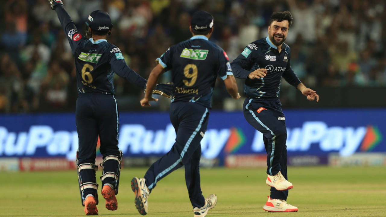 Rashid Khan picked up his first four-for in the IPL, Gujarat Titans vs Lucknow Super Giants, IPL 2022, Pune, May 10, 2022