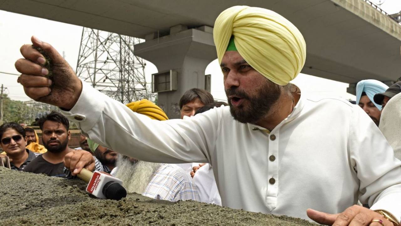 File photo: Navjot Singh Sidhu&nbsp;&nbsp;&bull;&nbsp;&nbsp;AFP/Getty Images