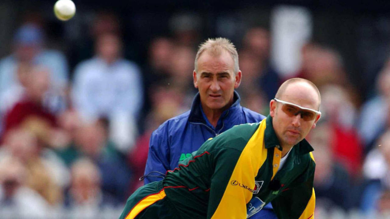 Jeremy Snape invented the 'moon ball', Leicestershire v Essex, Twenty20 Cup semi-final, Nottingham, August 12, 2006 