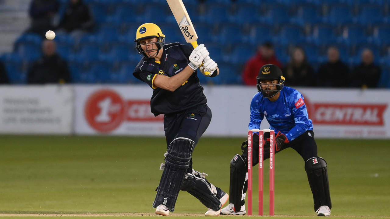 Marnus Labuschagne shapes to reverse-sweep, Sussex vs Glamorgan, Vitality T20 Blast, South Group, Hove, May 26, 2022