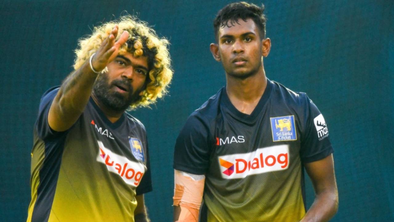 New slinger and old: Lasith Malinga chats with Matheesha Pathirana, Colombo, June 5, 2022