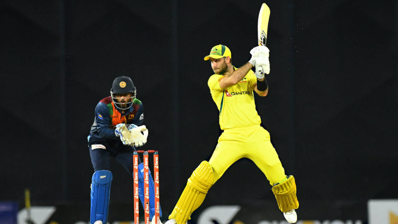 Glenn Maxwell steered Australia in the middle overs after a collapse, Sri Lanka vs Australia, 2nd T20I, Colombo, June 8, 2022
