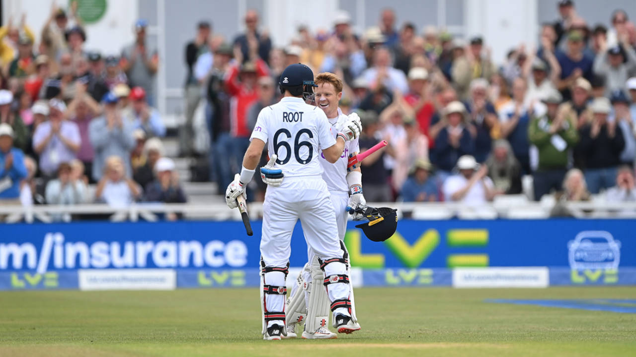 Joe Root congratulates Ollie Pope on his first hundred at home, England vs New Zealand, 2nd Test, Nottingham, 3rd day, June 12, 2022