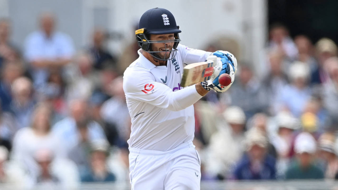 Ben Foakes plays a pull during the course of his half-century, England vs New Zealand, 2nd Test, Nottingham, 4th day, June 13, 2022