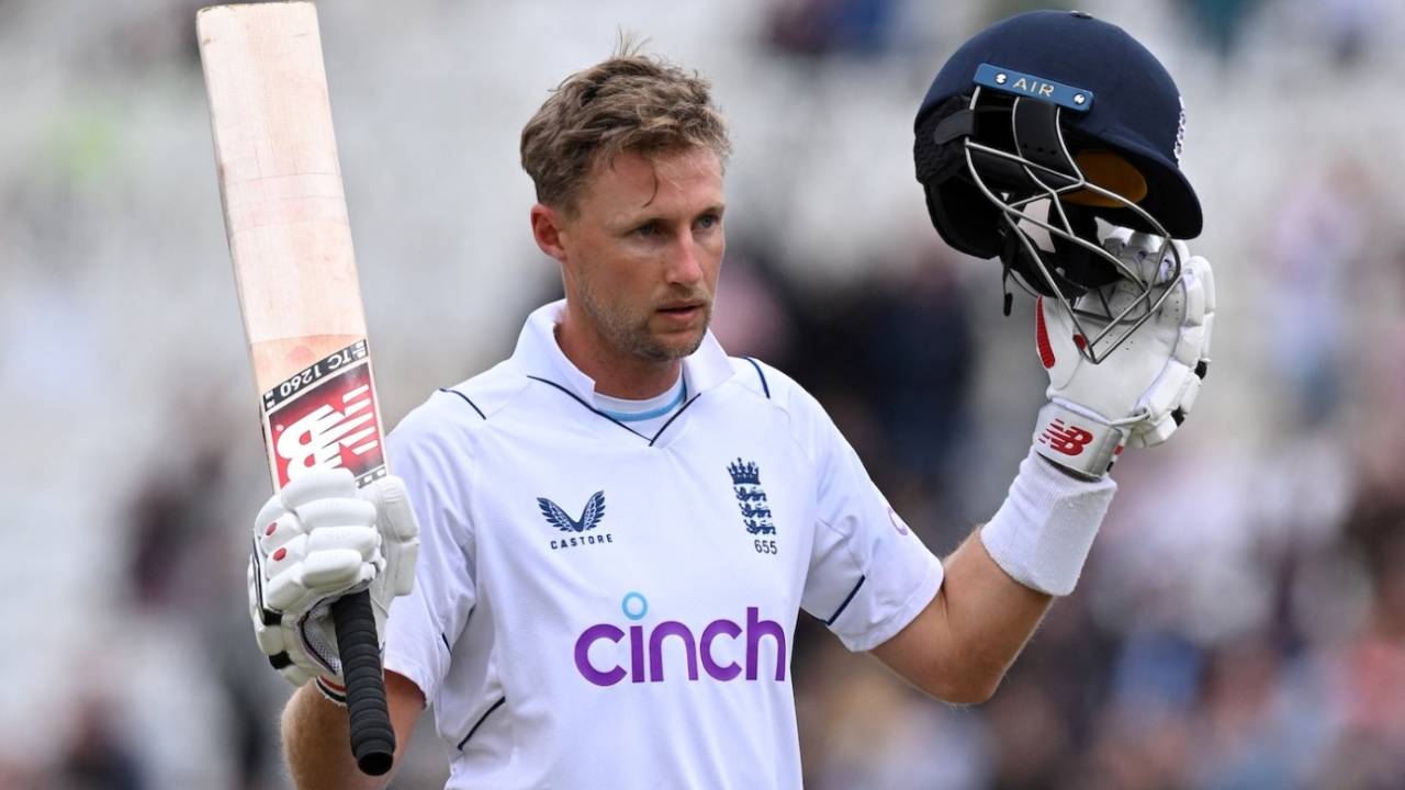 Joe Root soaks in the ovation as he walks off after being dismissed for 176, England vs New Zealand, 2nd Test, Nottingham, 4th day, June 13, 2022