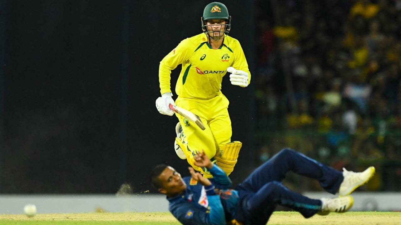 Alex Carey steadied the Australian innings after the initial burst of wickets, Sri Lanka vs Australia, 5th ODI, Colombo, June 24, 2022