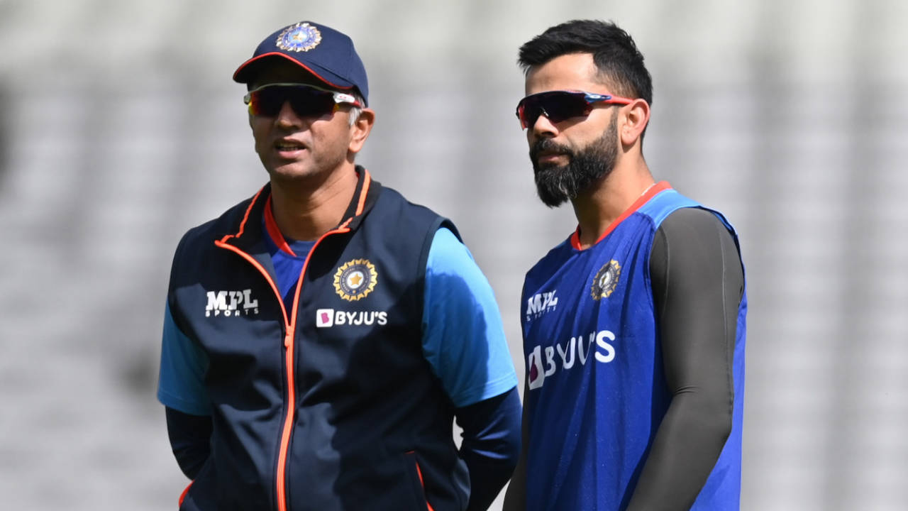 Virat Kohli chats with Rahul Dravid on the sidelines of a training session, Birmingham, June 29, 2022