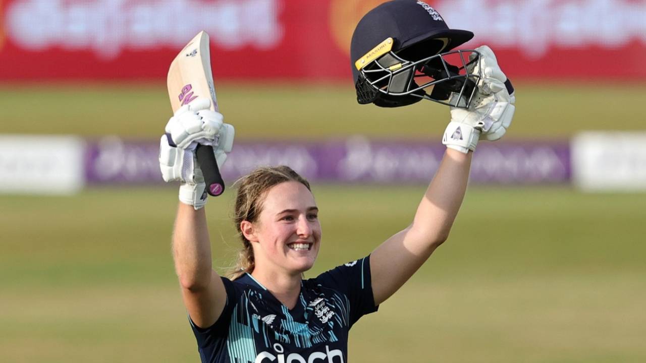 An elated Emma Lamb brings up her maiden ODI century, England vs South Africa, 1st women's ODI, Nottingham, July 11, 2022