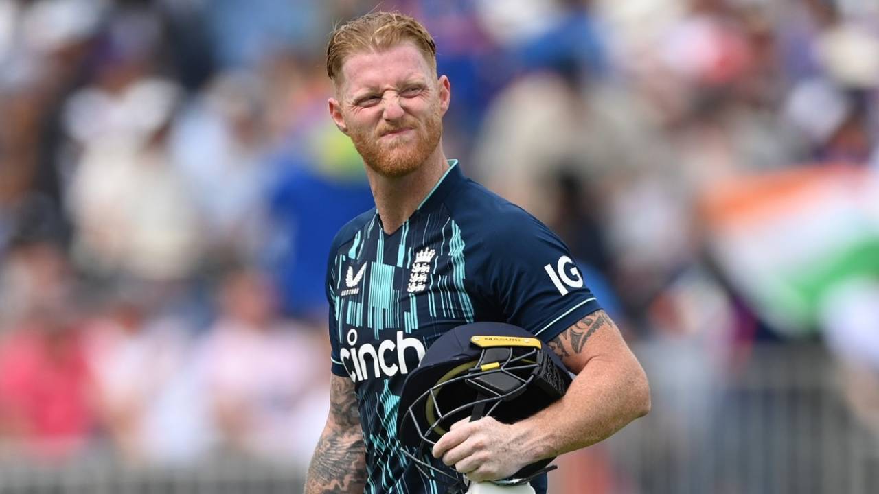 Ben Stokes walks back after being dismissed, England vs India, 3rd ODI, Manchester, July 17, 2022
