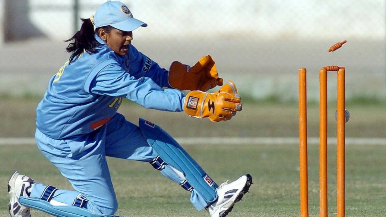 Karuna Jain in action at the Women's Asia Cup in 2006&nbsp;&nbsp;&bull;&nbsp;&nbsp;AFP/Getty Images