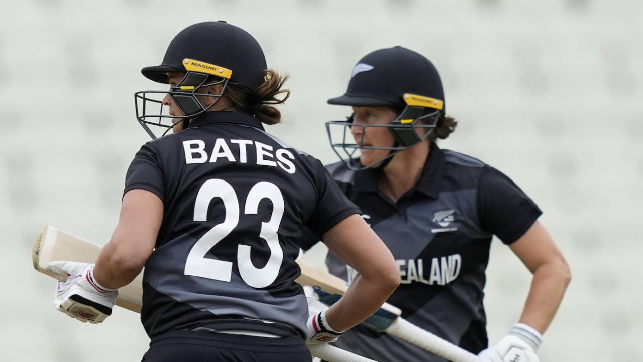 Suzie Bates and Sophie Devine added 99 runs for the first wicket, New Zealand vs South Africa, Commonwealth Games, Birmingham, July 30, 2022