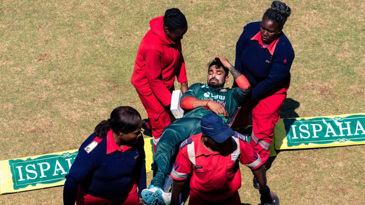 Litton Das had to be stretchered off due to a hamstring injury&nbsp;&nbsp;&bull;&nbsp;&nbsp;AFP/Getty Images