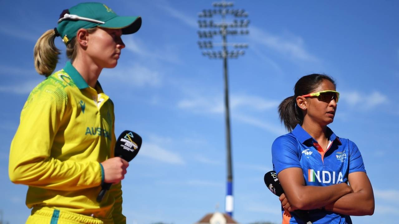 Meg Lanning and Harmanpreet Kaur at the toss, Australia vs India, Commonwealth Games 2022 final, Birmingham, August 7, 2022