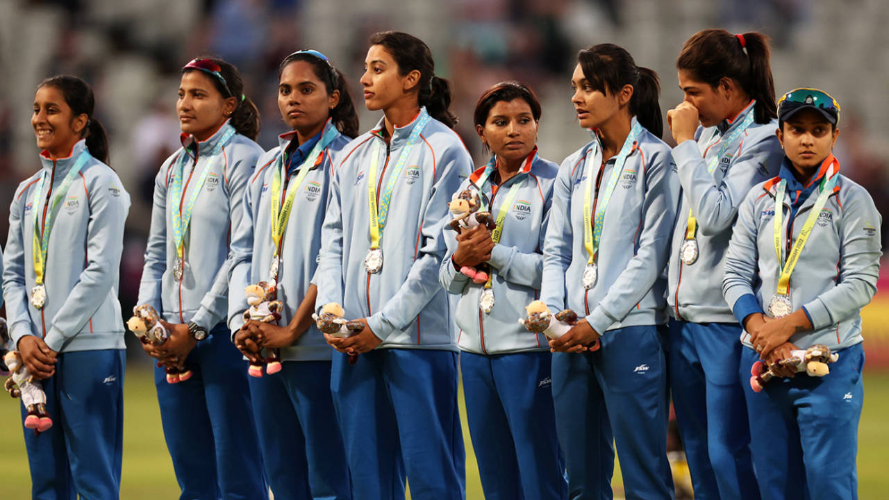 India's players with their silver medals, Australia vs India, Commonwealth Games 2022 final, Birmingham, August 7, 2022
