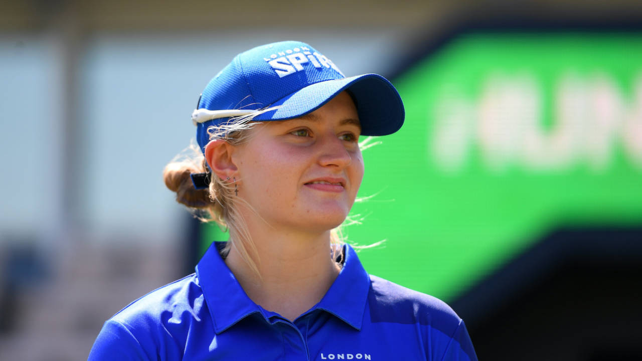 Charlie Dean captains London Spirit in Heather Knight's absence, London Spirit vs Southern Brave, Women's Hundred, Ageas Bowl, August 12, 2022
