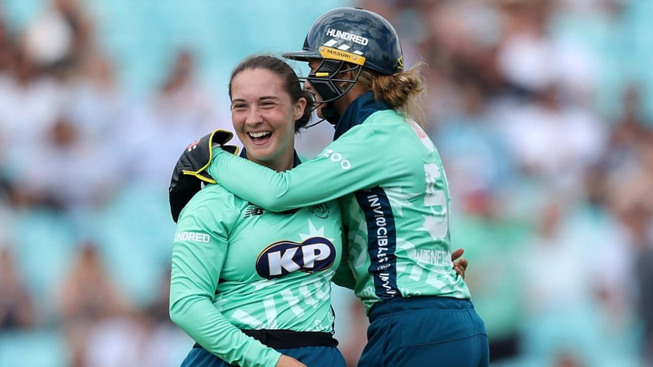 Alice Capsey picked up 3 for 15 in 20 balls, Oval Invincibles vs Birmingham Phoenix, the Hundred, The Oval, August 23, 2022