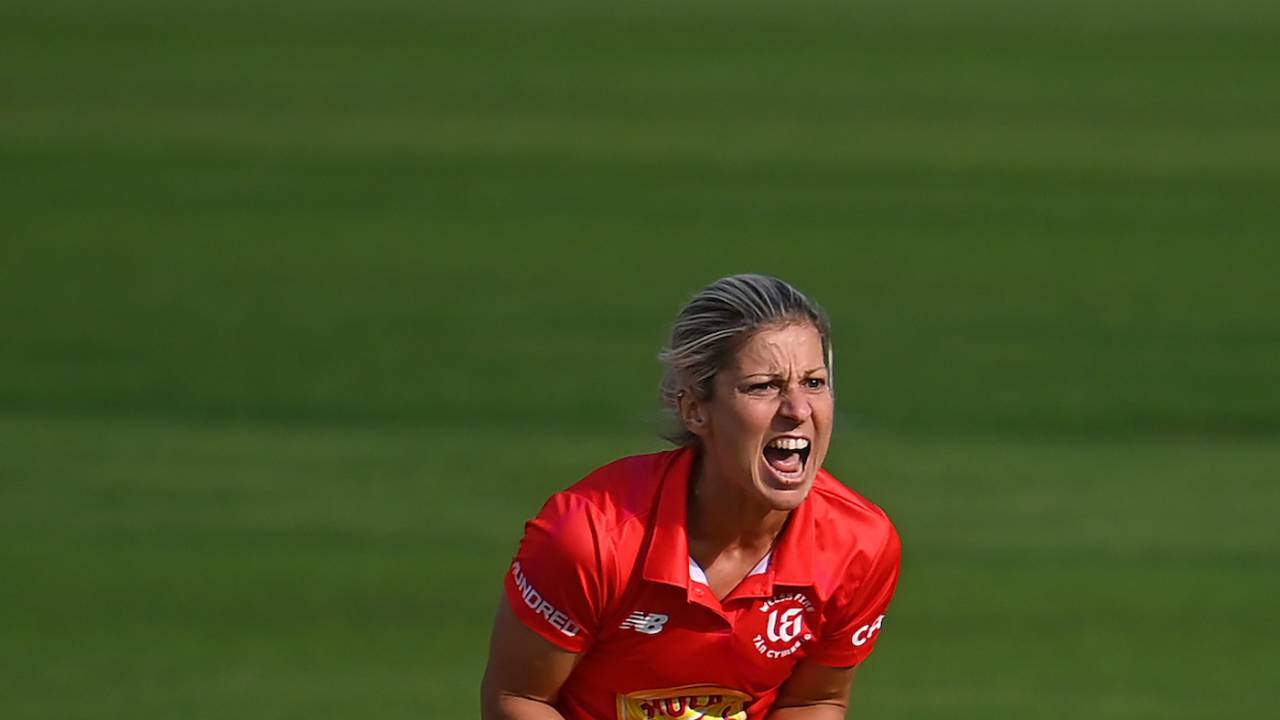 Claire Nicholas got two early wickets in the chase, Welsh Fire vs Northern Superchargers, Women's Hundred, Cardiff, August 26, 2022
